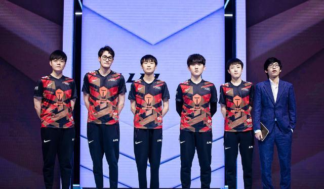 从季后赛边 从季后赛边