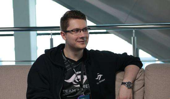 背后的战术 背后的战术