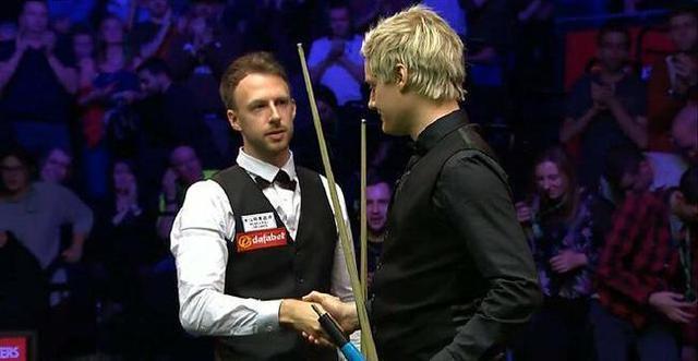 在锡马赛场 在锡马赛场