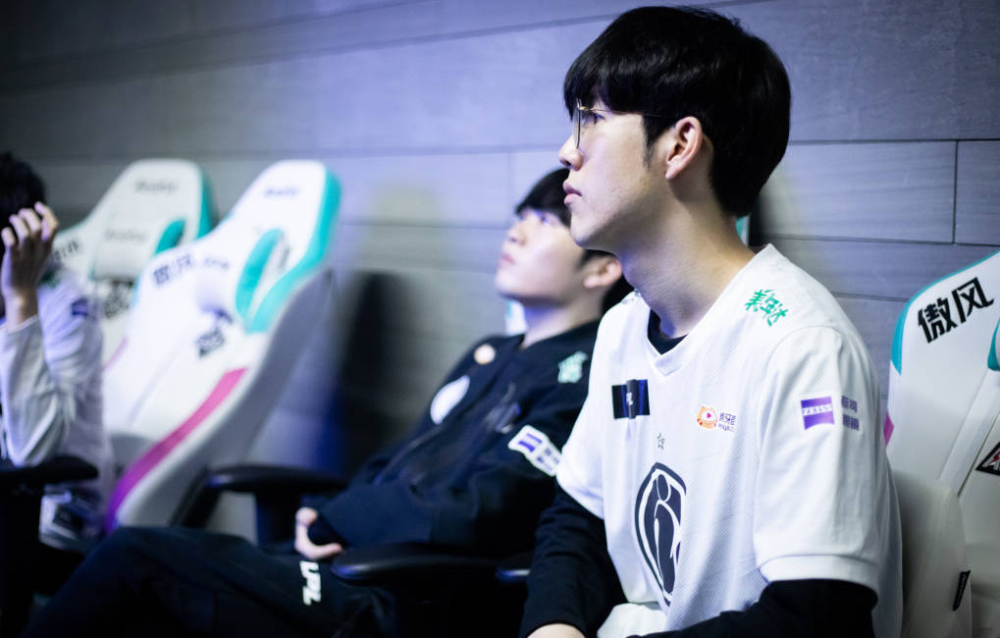 使得球队的 使得球队的