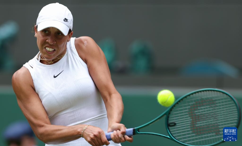 体育赛艇女子单人双桨 山东选手江燕晋级决赛