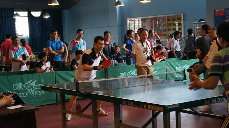 完成个人突 完成个人突