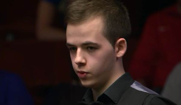 在与赫罗纳 在与赫罗纳