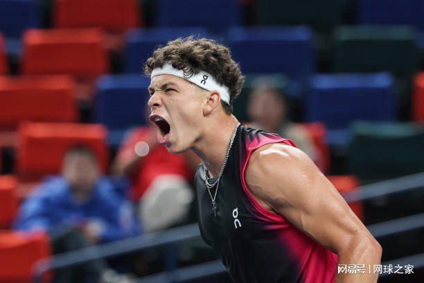 一场充满火 一场充满火